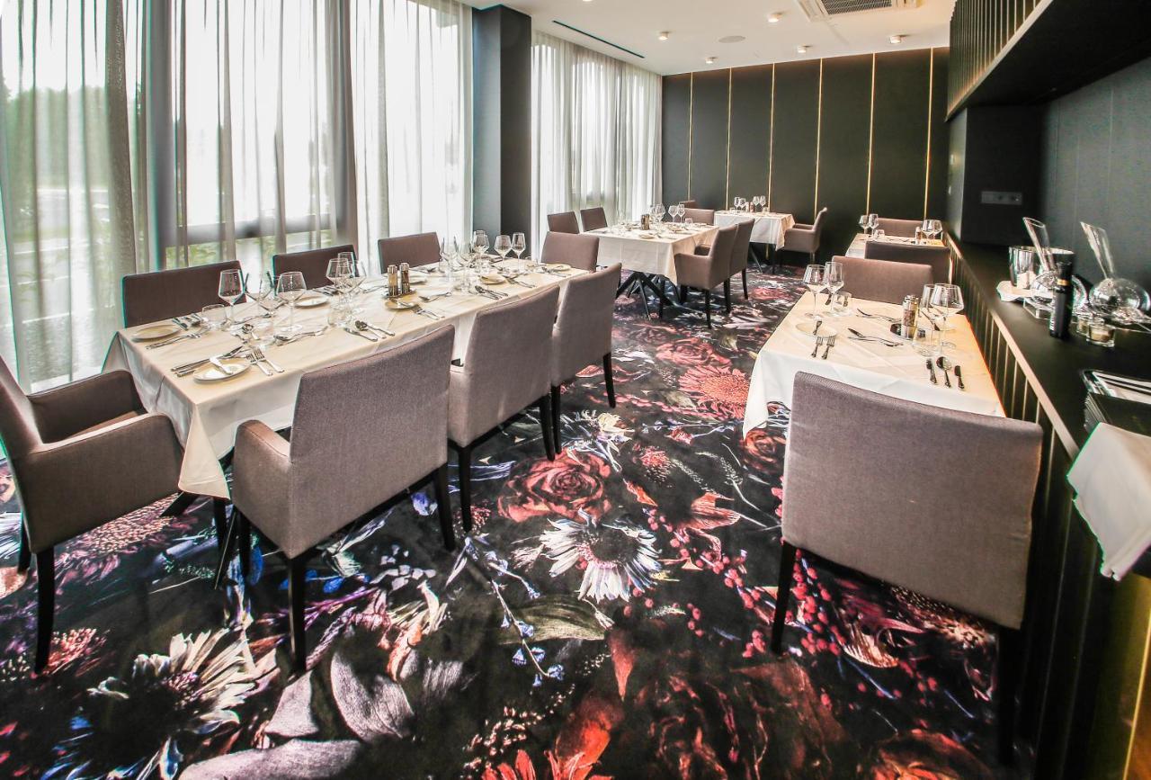 Hotel A Plus Целие Екстериор снимка